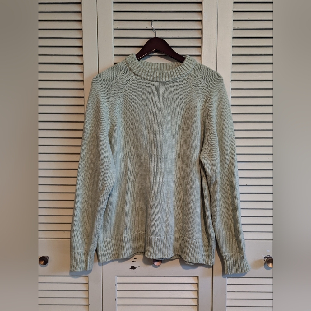 Slow Love Staple Crew in Pistachio - Size 1